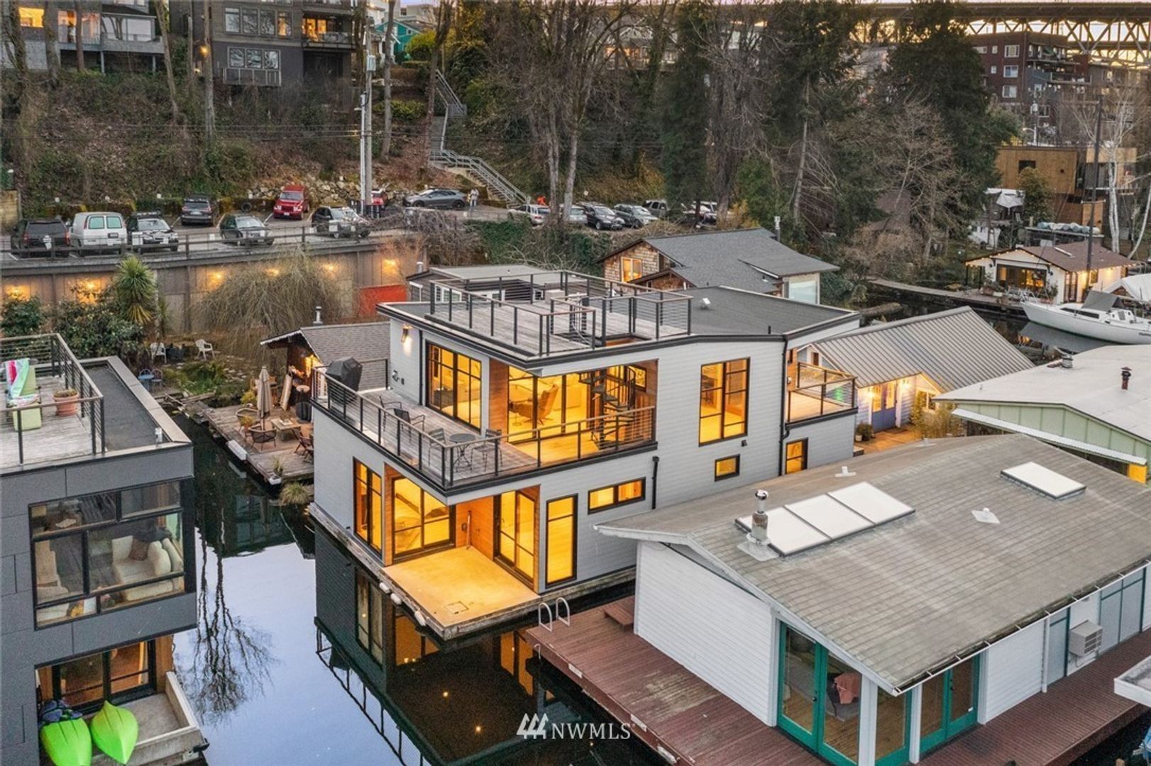 Seattle House: 3146 Portage Bay E #G