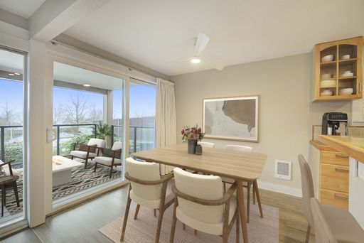 Listing photo thumbnail