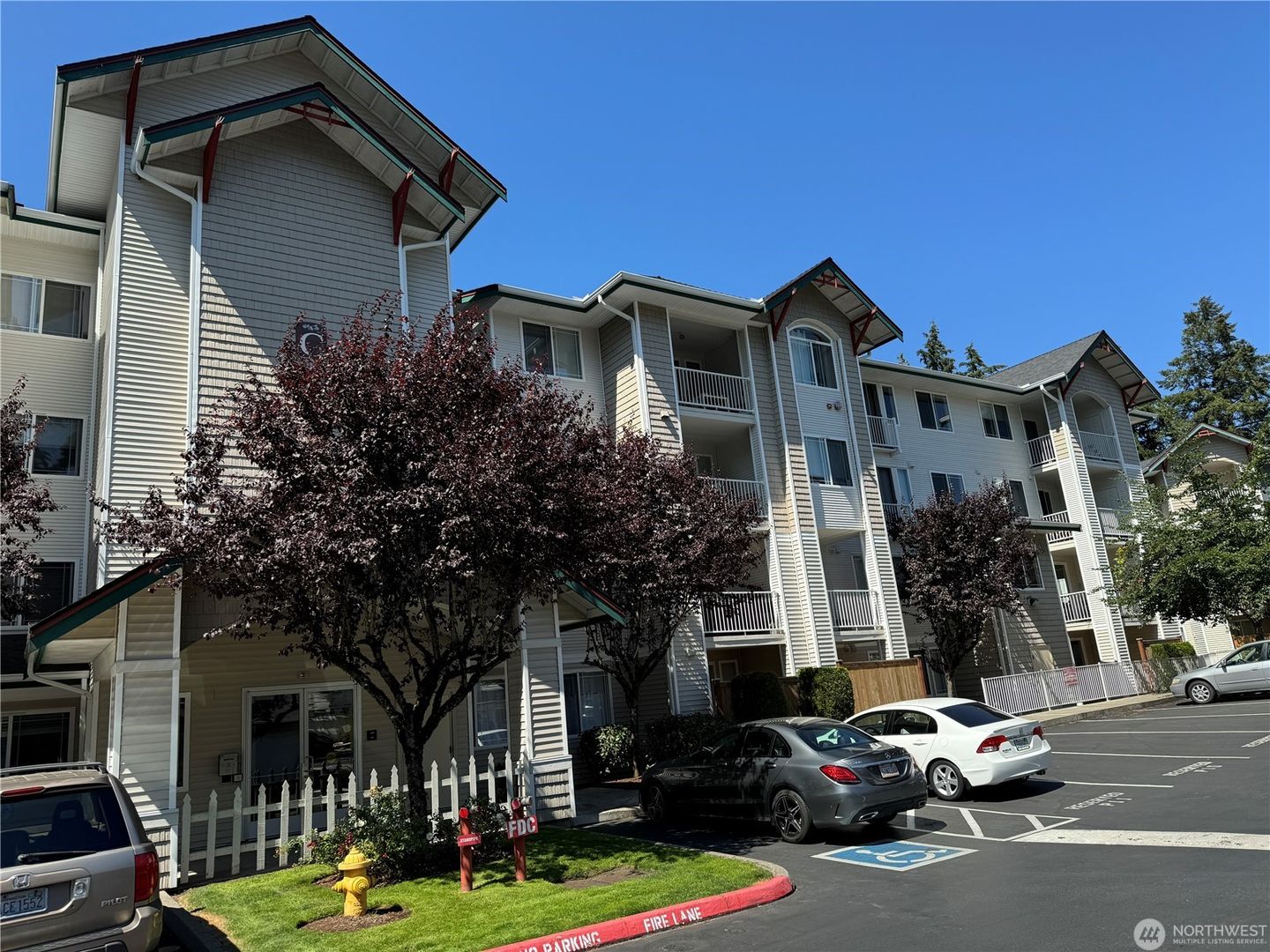 Newcastle Condo: 13301 SE 79th Place #C210