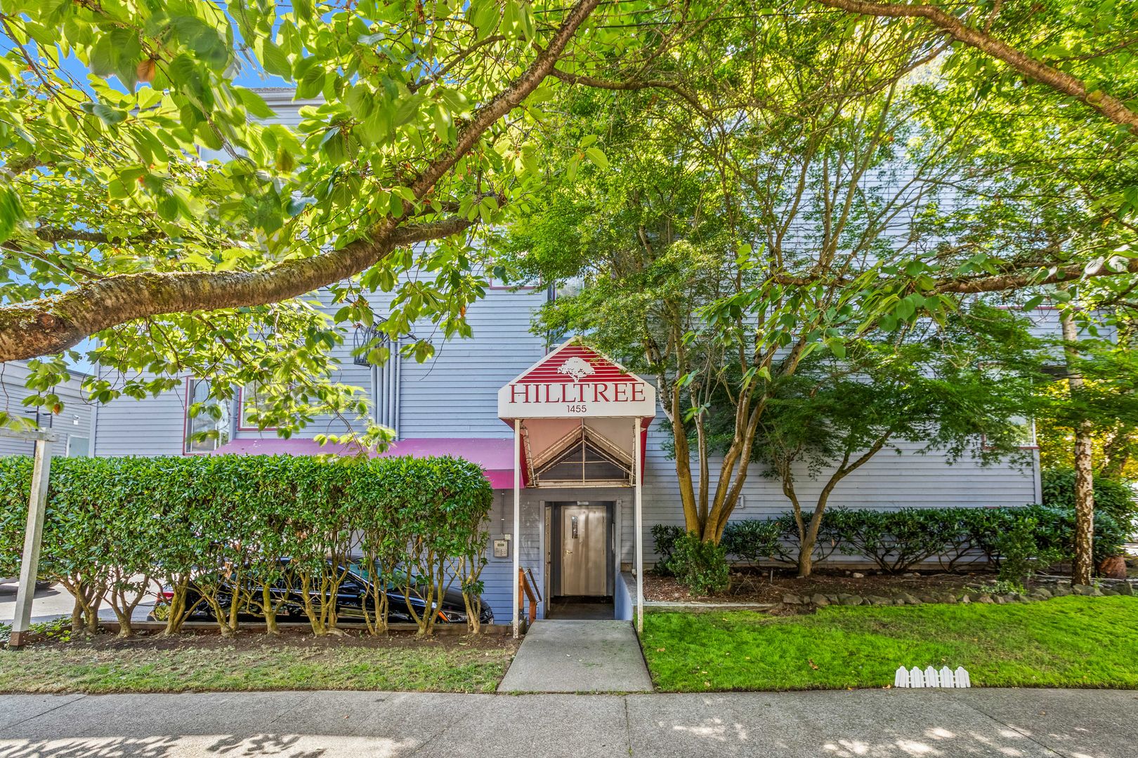 Seattle Apartment: 1455 E Harrison Street