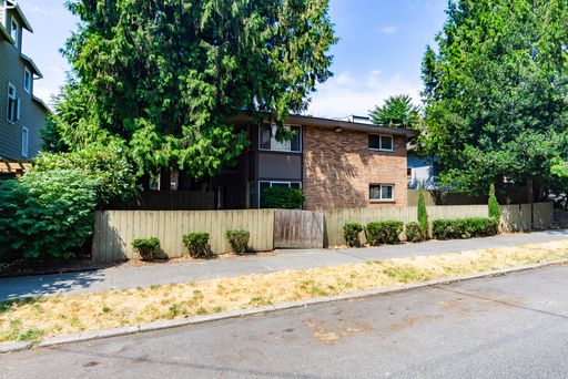 2211 Franklin Avenue E #3, Seattle, WA 98102