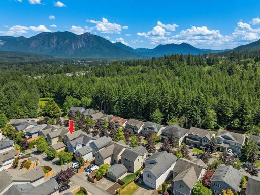 36518 SE Woody Creek Lane, Snoqualmie, WA 98065