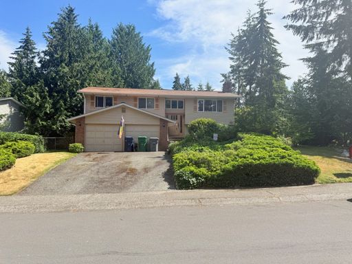 5004 99th St SW, Mukilteo, WA 98275