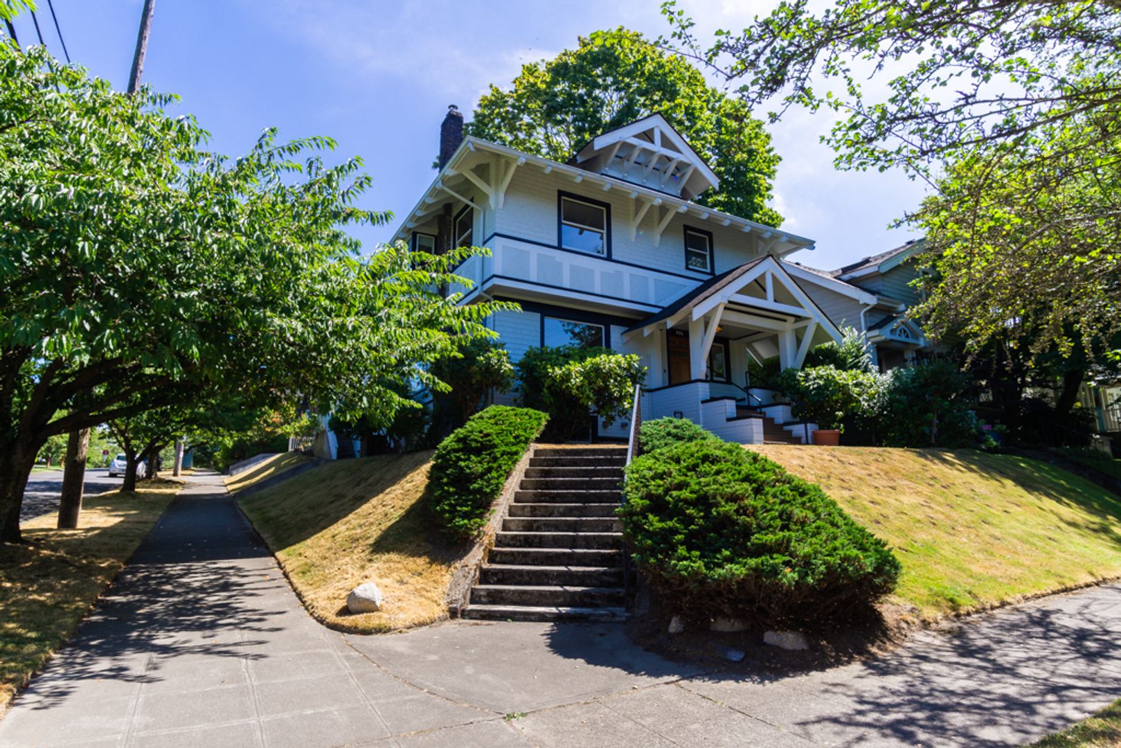 Seattle House: 956 20th Ave E