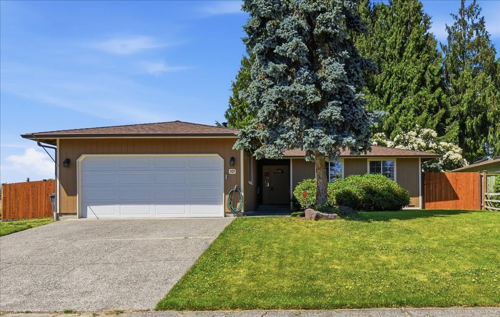 Granite Falls House: 101 Paradise Parkway