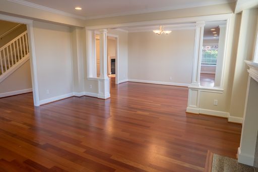 Listing photo thumbnail