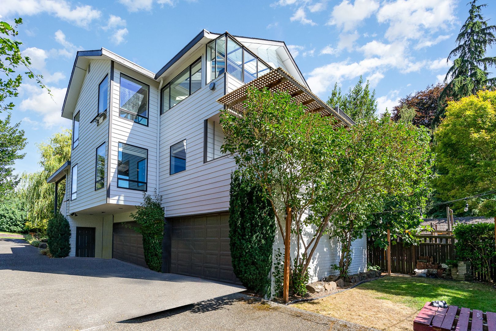 Seattle House: 3625 Magnolia Blvd W