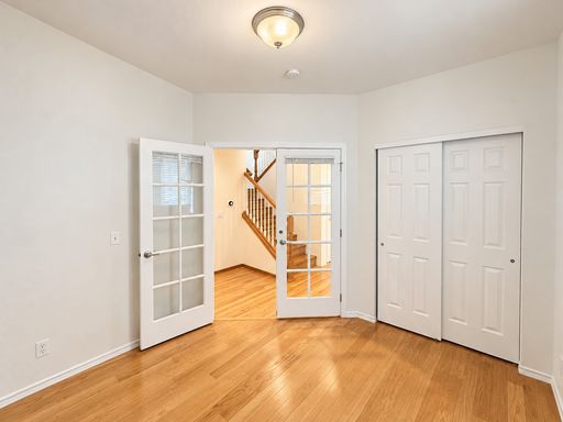 Listing photo thumbnail