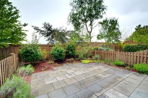 Listing photo thumbnail