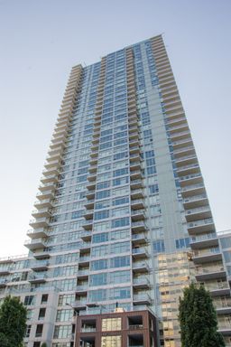 588 Bell Street #1001S, Seattle, WA 98121