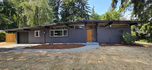 4545 119th Avenue SE, Bellevue, WA 98006