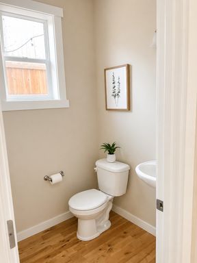 Listing photo thumbnail