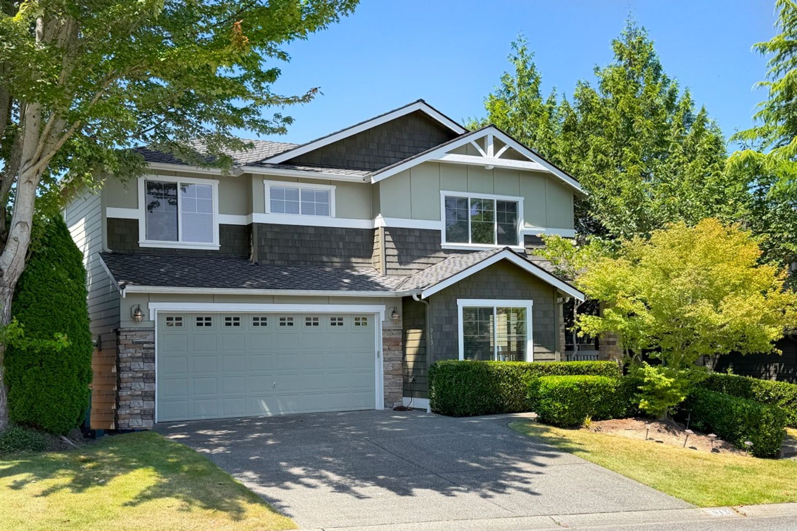 Sammamish House: 913 273rd Place SE