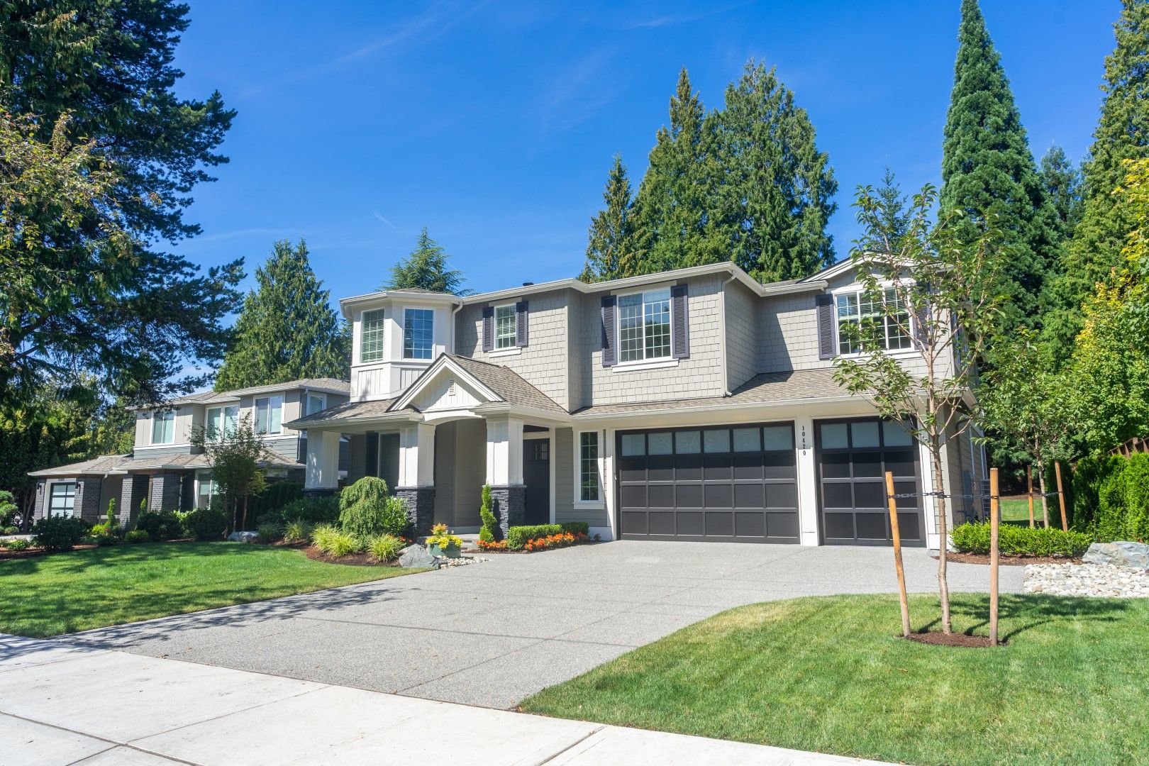Kirkland House: 10420 NE 112th St