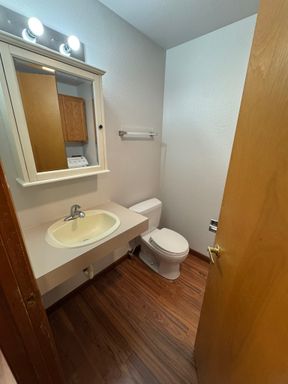 Listing photo thumbnail