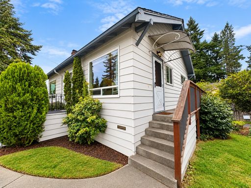Listing photo thumbnail