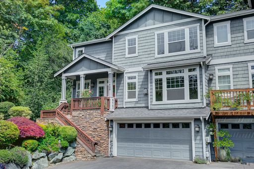 11408 99th Place NE #6, Kirkland, WA 98033