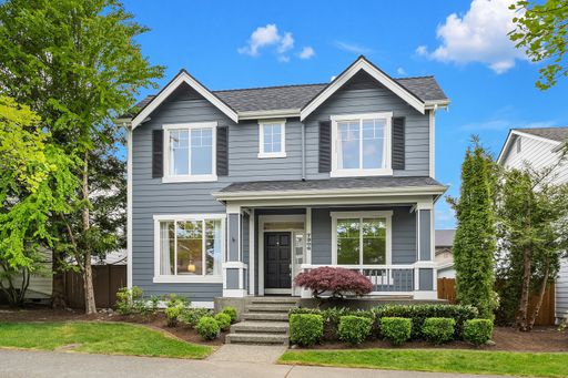 7306 Douglas Avenue SE, Snoqualmie, WA 98065