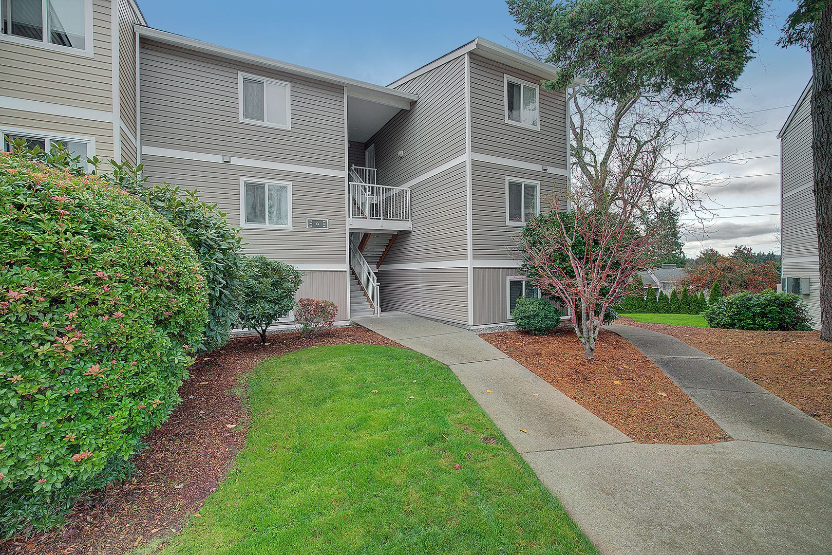 Kirkland Condo: 12429 NE 130th Ct #G201