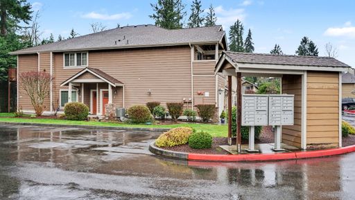 21900 SE 242nd Street #B1, Maple Valley, WA 98038