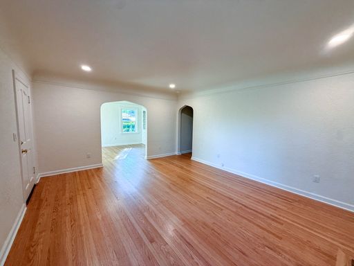 Listing photo thumbnail
