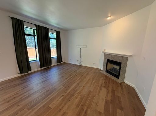 Listing photo thumbnail