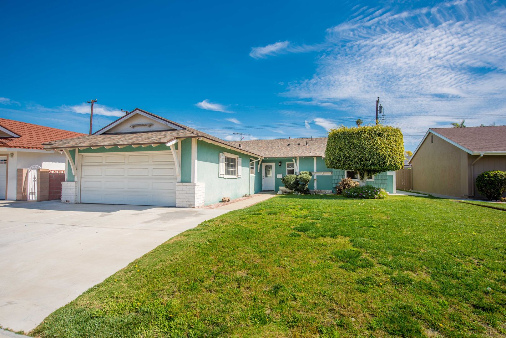 Huntington Beach House: 15412 Shasta Ln