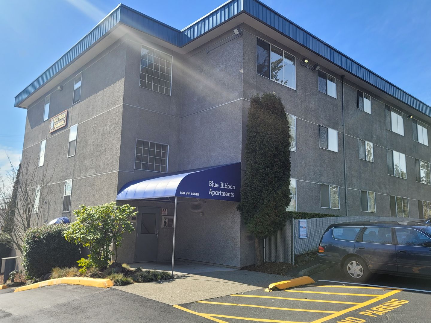 Burien Apartment: 150 SW 156th St