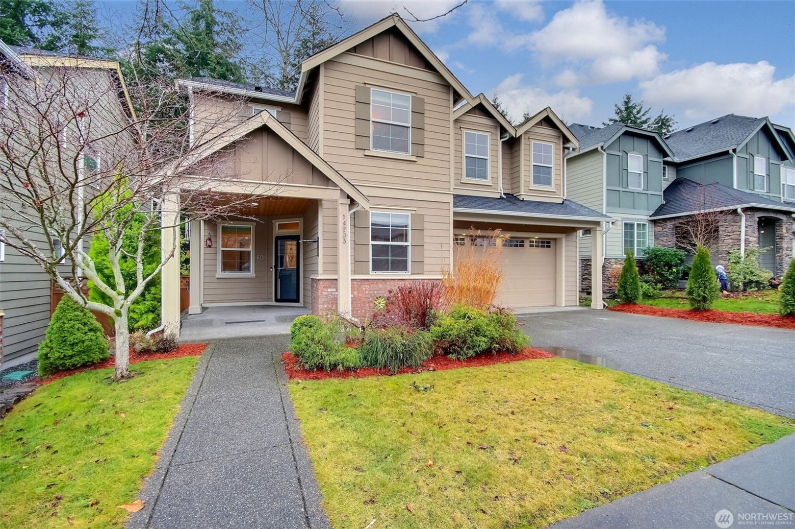Bonney Lake House: 14203 Parkview Dr. E.