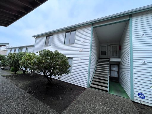 Charming Two- Bedroom Located in Tall Firs - Federal Way – photo 1