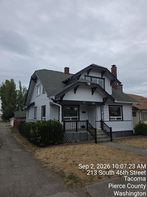 Tacoma - Newly remodeled 4 bedroom 2 bathroom duplex home. Available NOW! – photo 1
