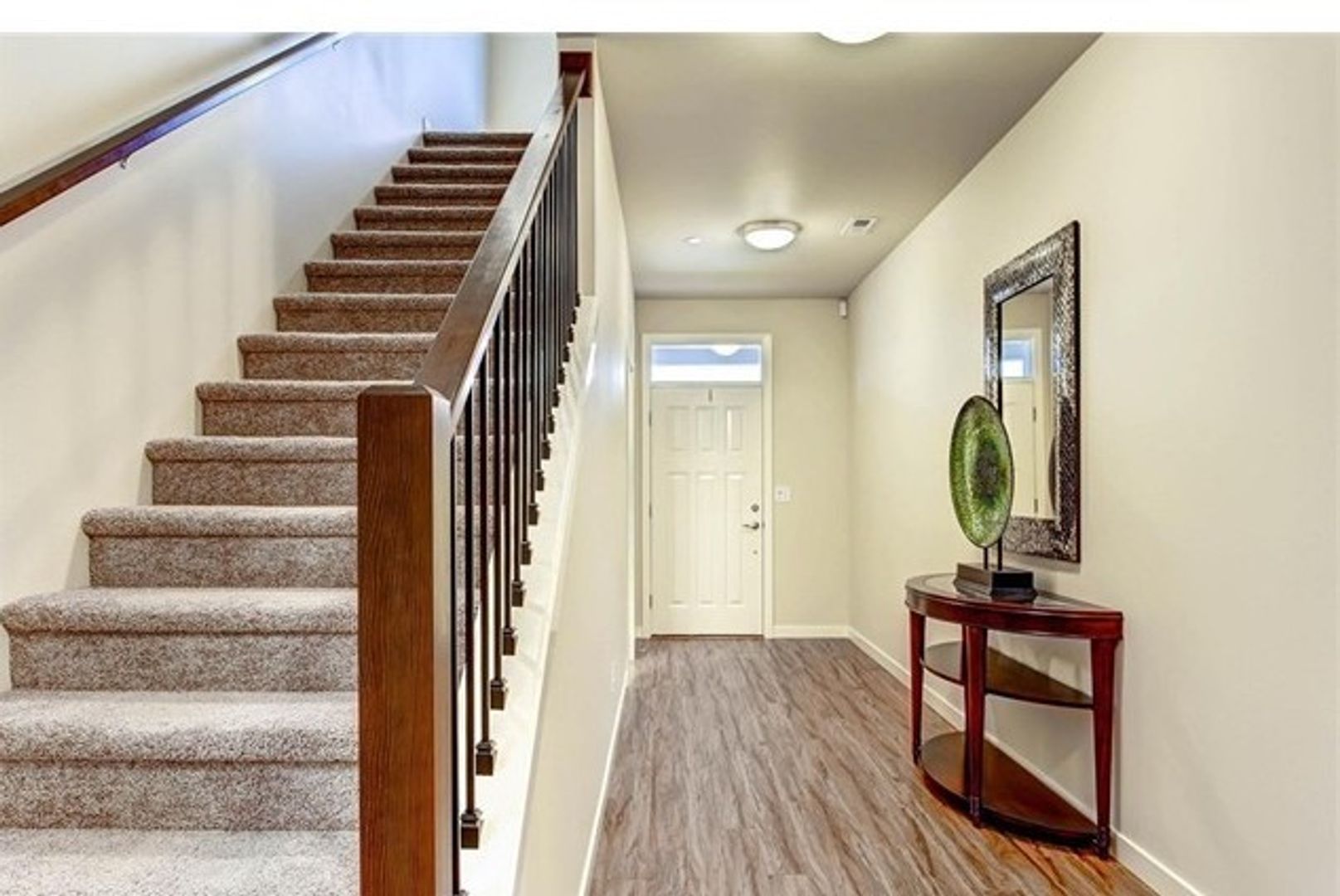 Auburn House: 29326 122nd Pl SE