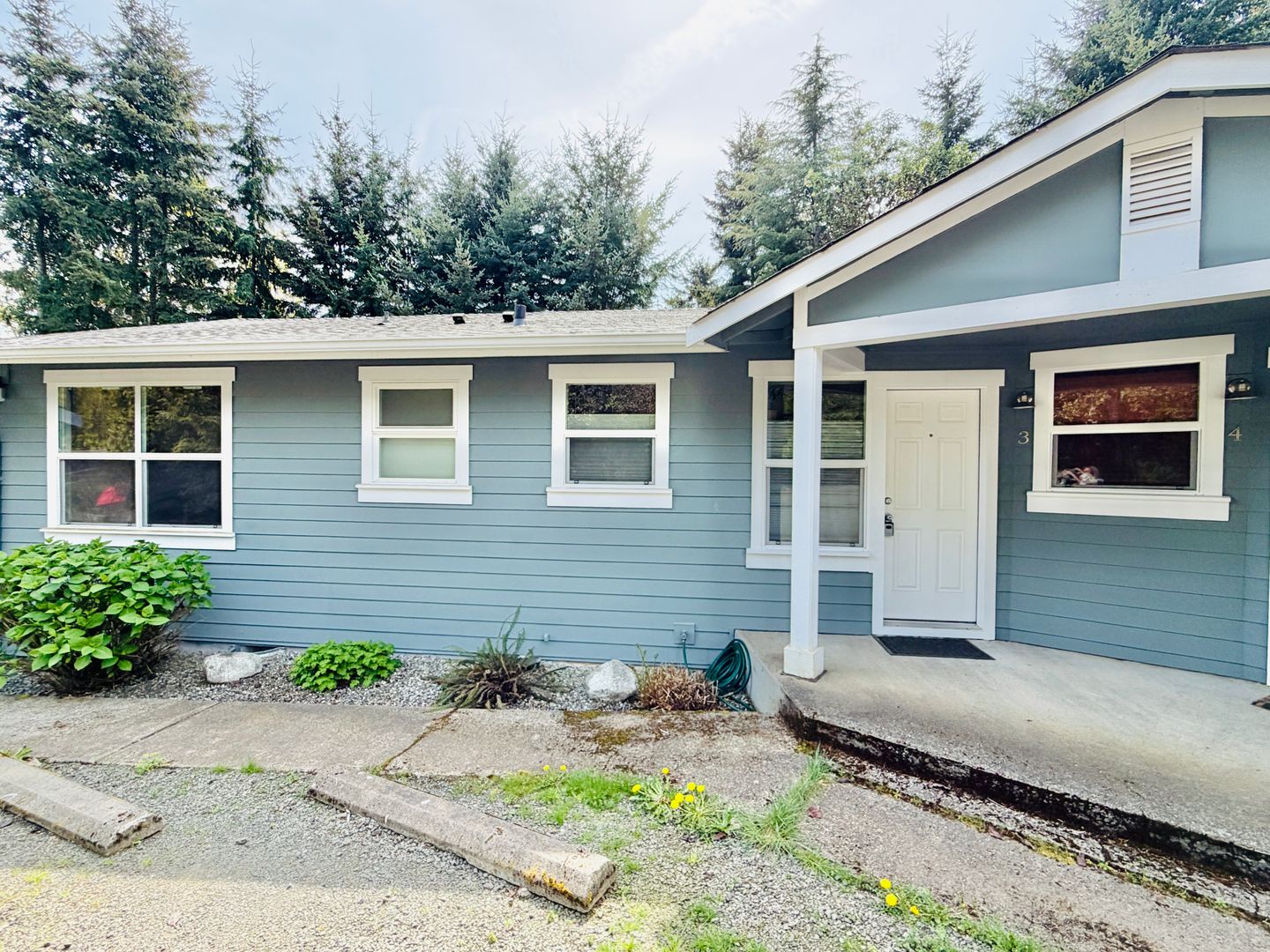 Bainbridge Island House: 1574 NE Park View Dr. # 3