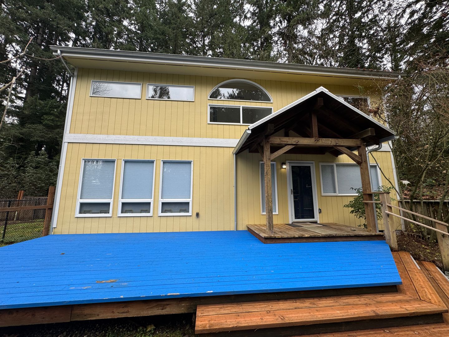 Bainbridge Island House: 7100 NE Bay Hill Rd