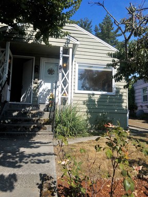 Charming 1 bedroom Manette Duplex - Water, Sewer & Trash Included! – photo 1