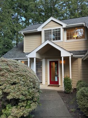 Poulsbo - perfectly charming 2 story with main floor primary suite – photo 1