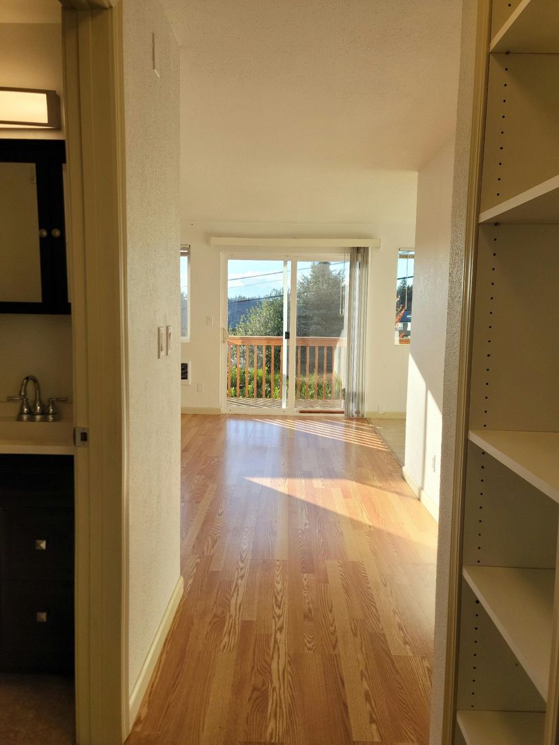 26243 Pennsylvania, Unit 17, Kingston, WA 98346