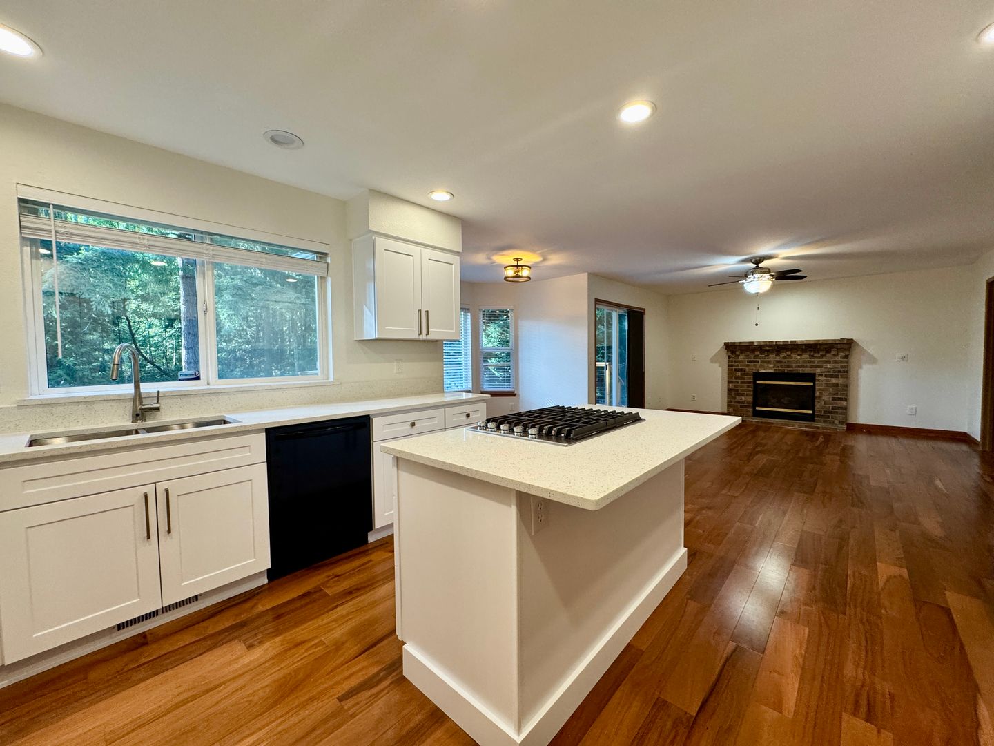 Poulsbo House: 13369 Graywolf Pl NE