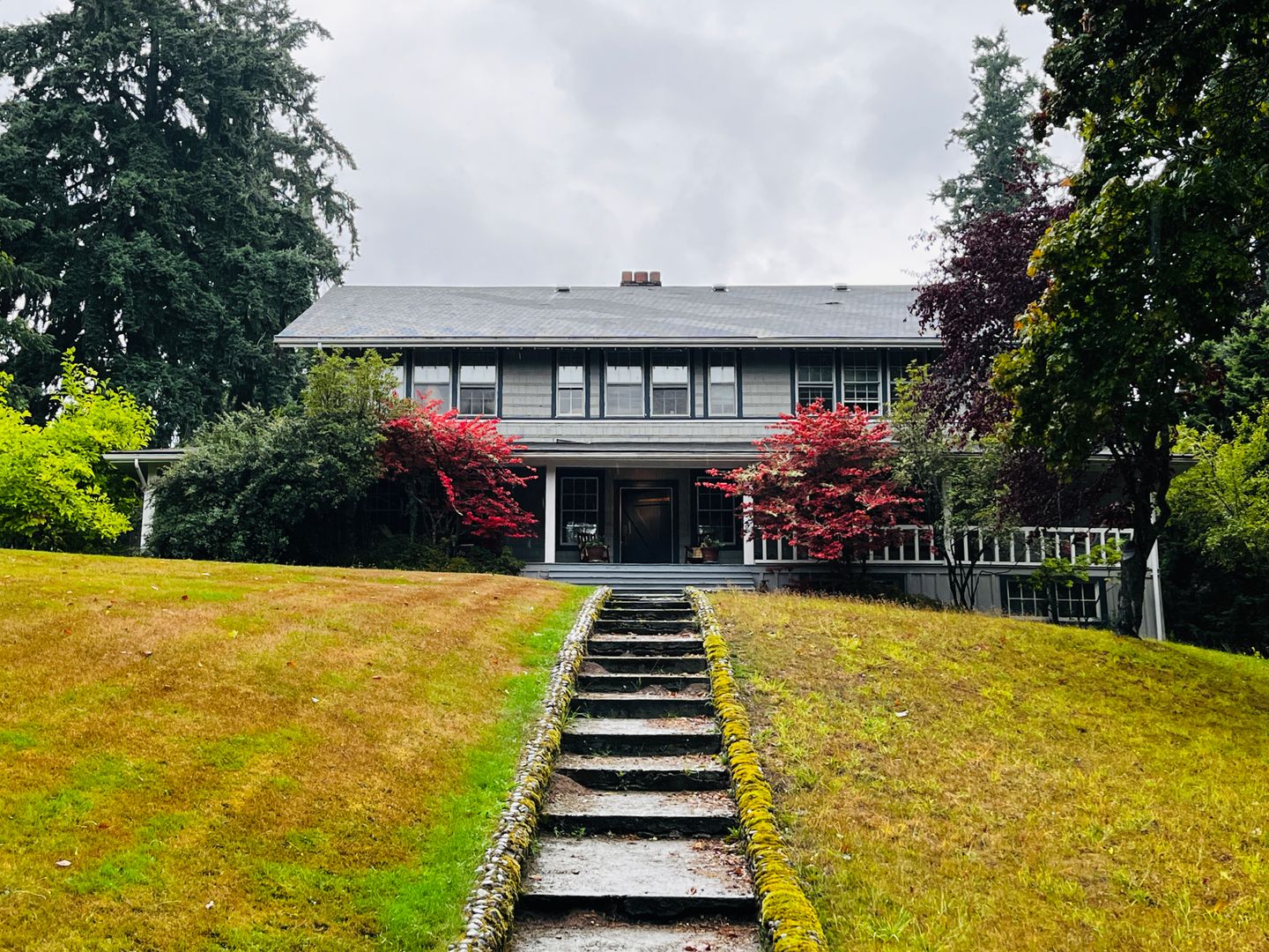 Bainbridge Island House: 515 Ferncliff Ave NE