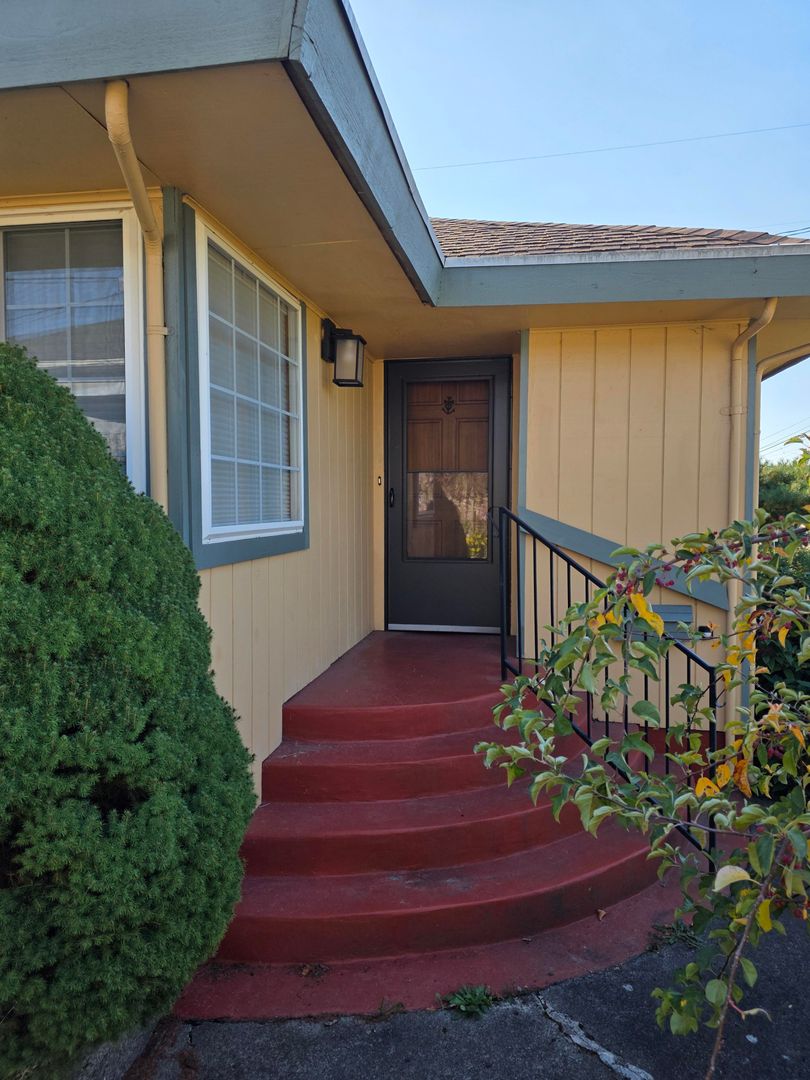 Bremerton House: 1814 Perry Avenue