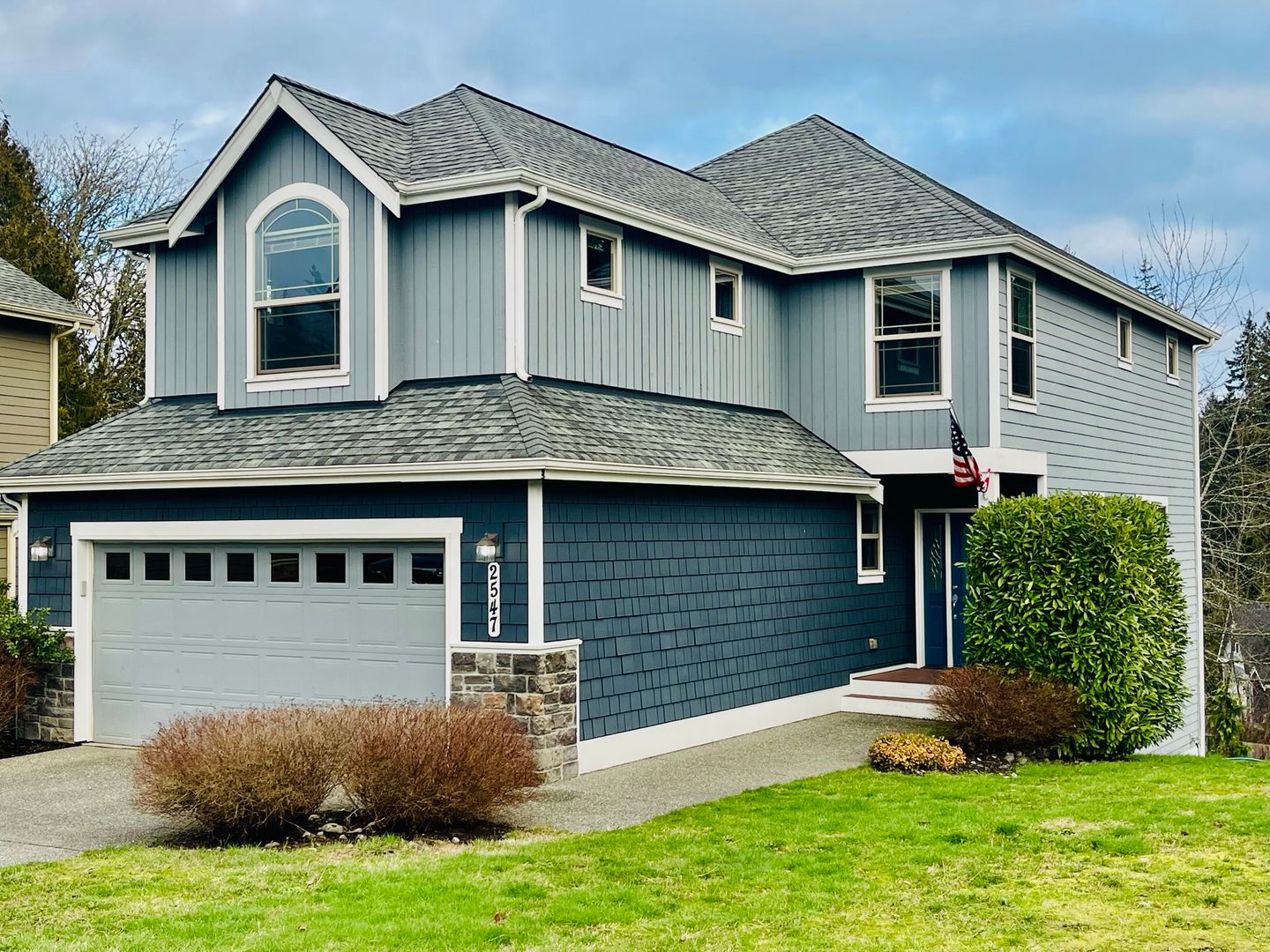 Poulsbo House: 2547 NE Kevos Pond Drive