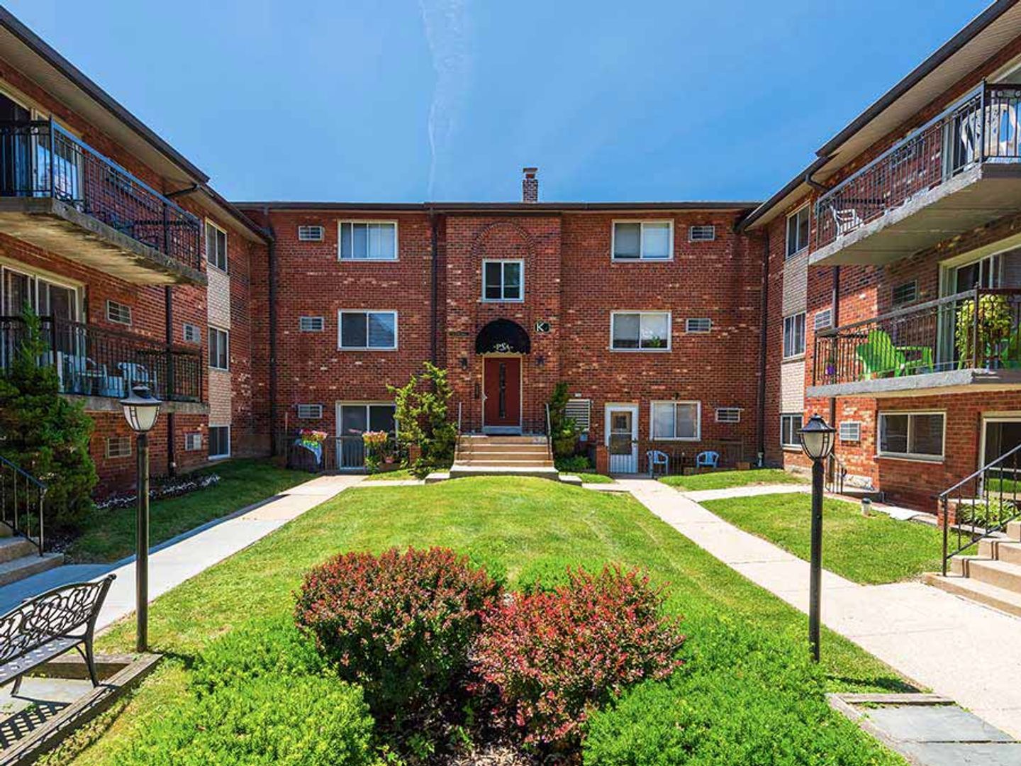 Secane Apartment: 640 South Avenue