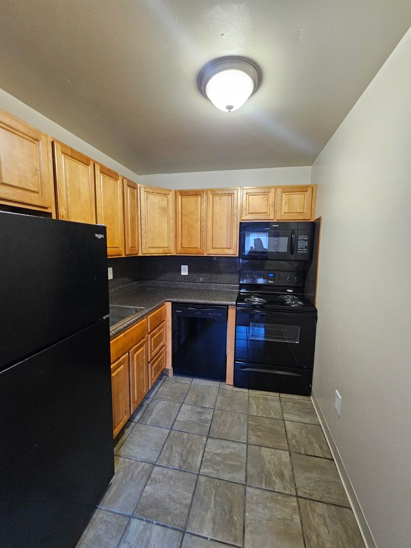 NORWOOD Apartment: 60 WEST WINONA AVENUE