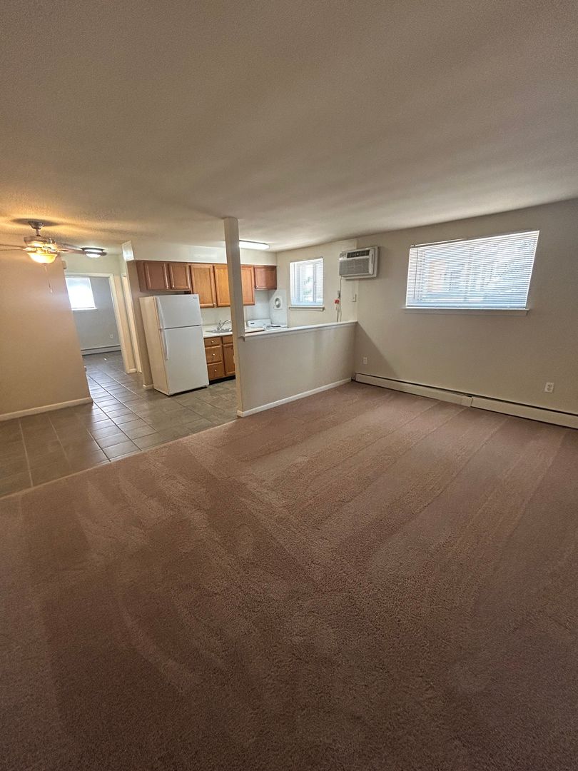 NORWOOD Apartment: 556 CHESTER PIKE
