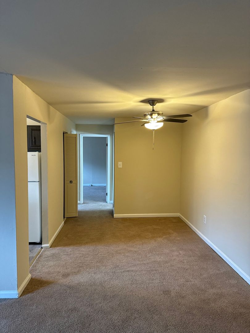 NORWOOD Apartment: 60 WEST WINONA AVENUE