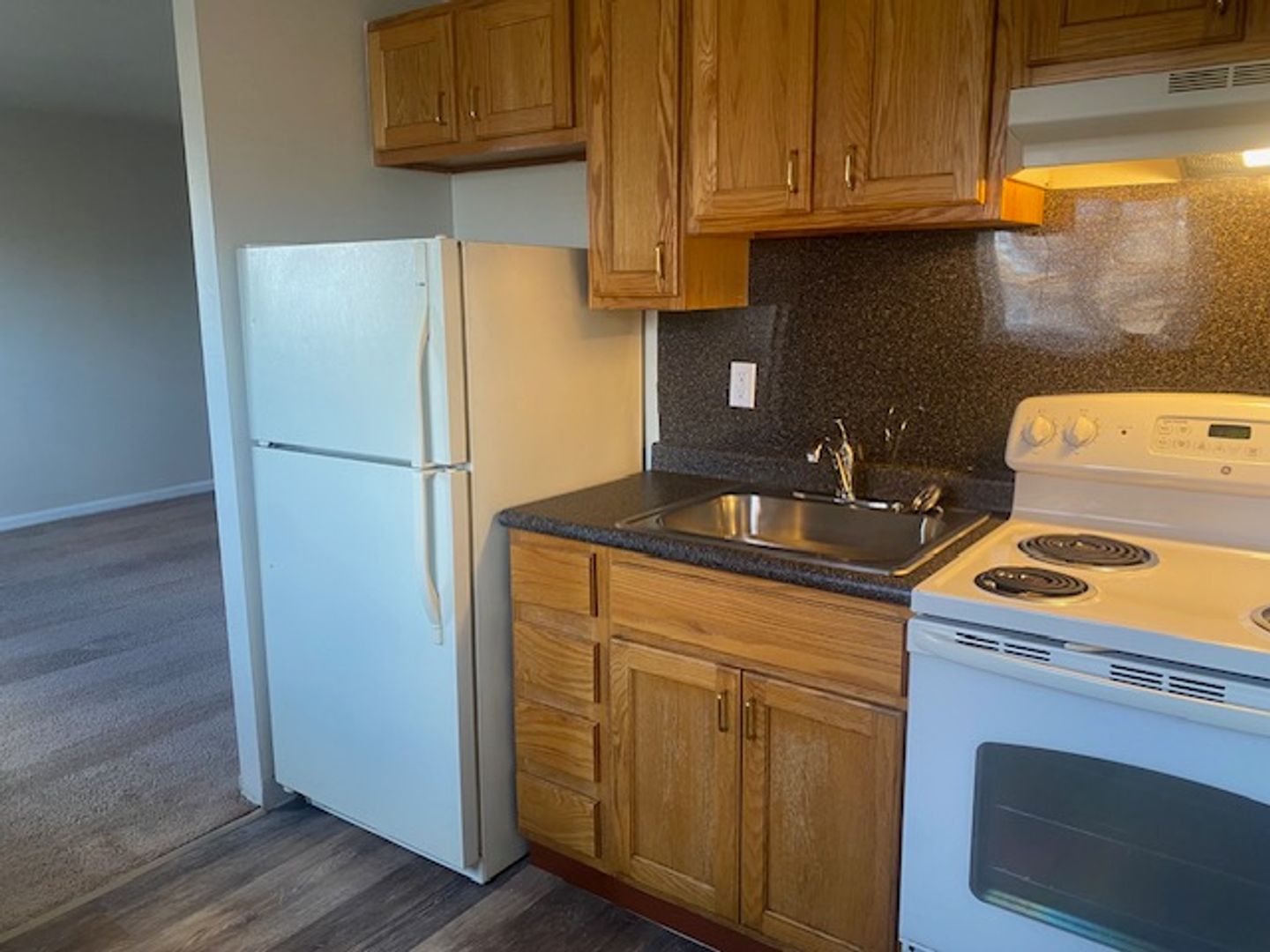 NORWOOD Apartment: 60 WEST WINONA AVENUE