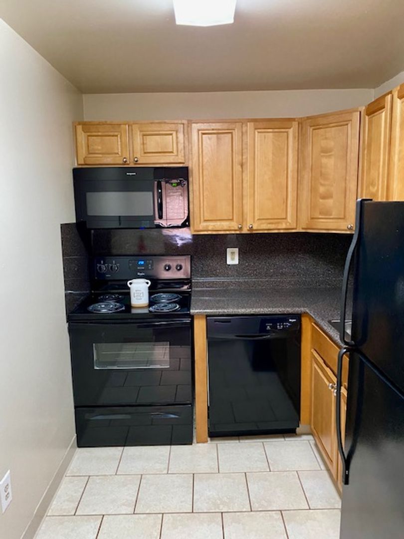 NORWOOD Apartment: 60 WEST WINONA AVENUE