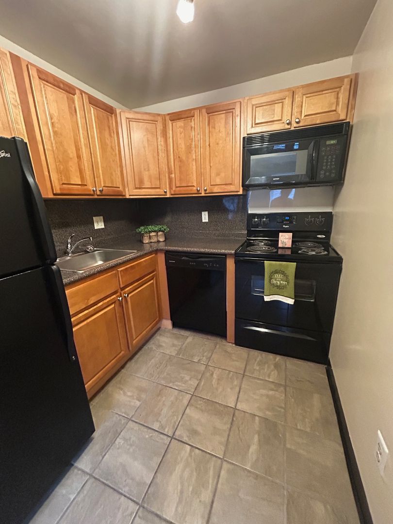 NORWOOD Apartment: 60 WEST WINONA AVENUE