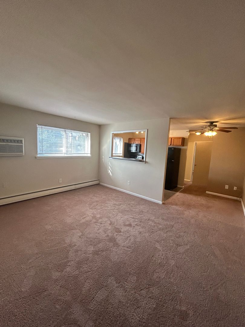 SECANE Apartment: 640 SOUTH AVENUE