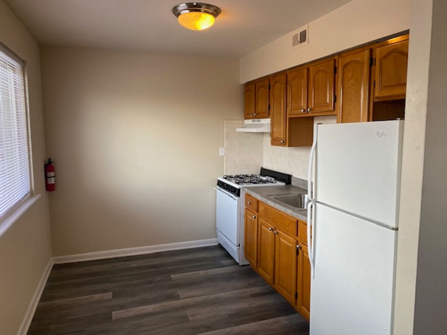 NORWOOD Apartment: 10 E WINONA AVENUE & 508-514 CHESTER PIKE